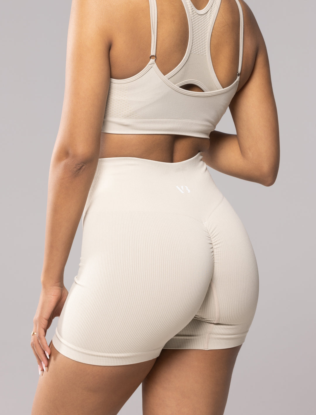 Seamless Butt-Lifting Shorts