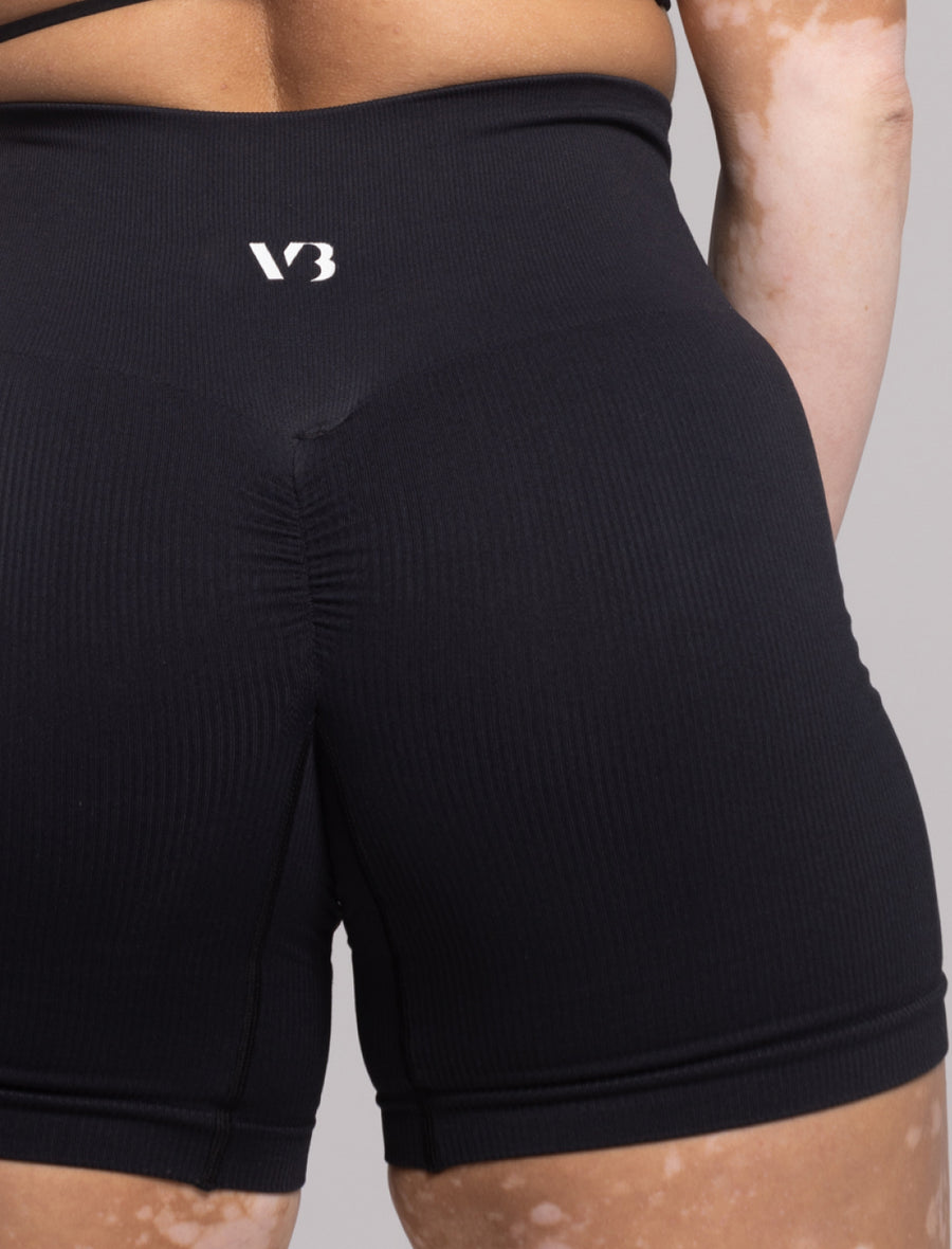 Seamless Butt-Lifting Shorts